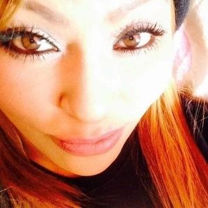 Meet your Posher, Riana k